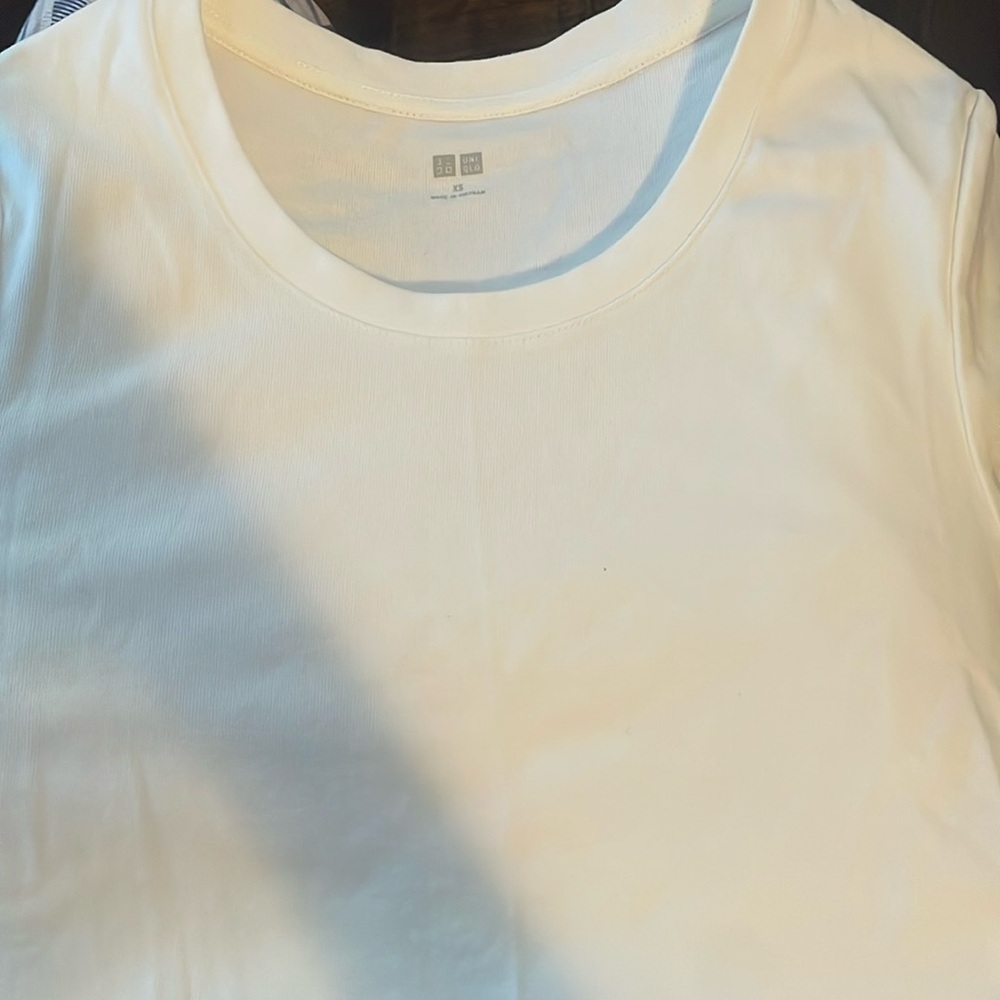 Uniqlo White Shirt